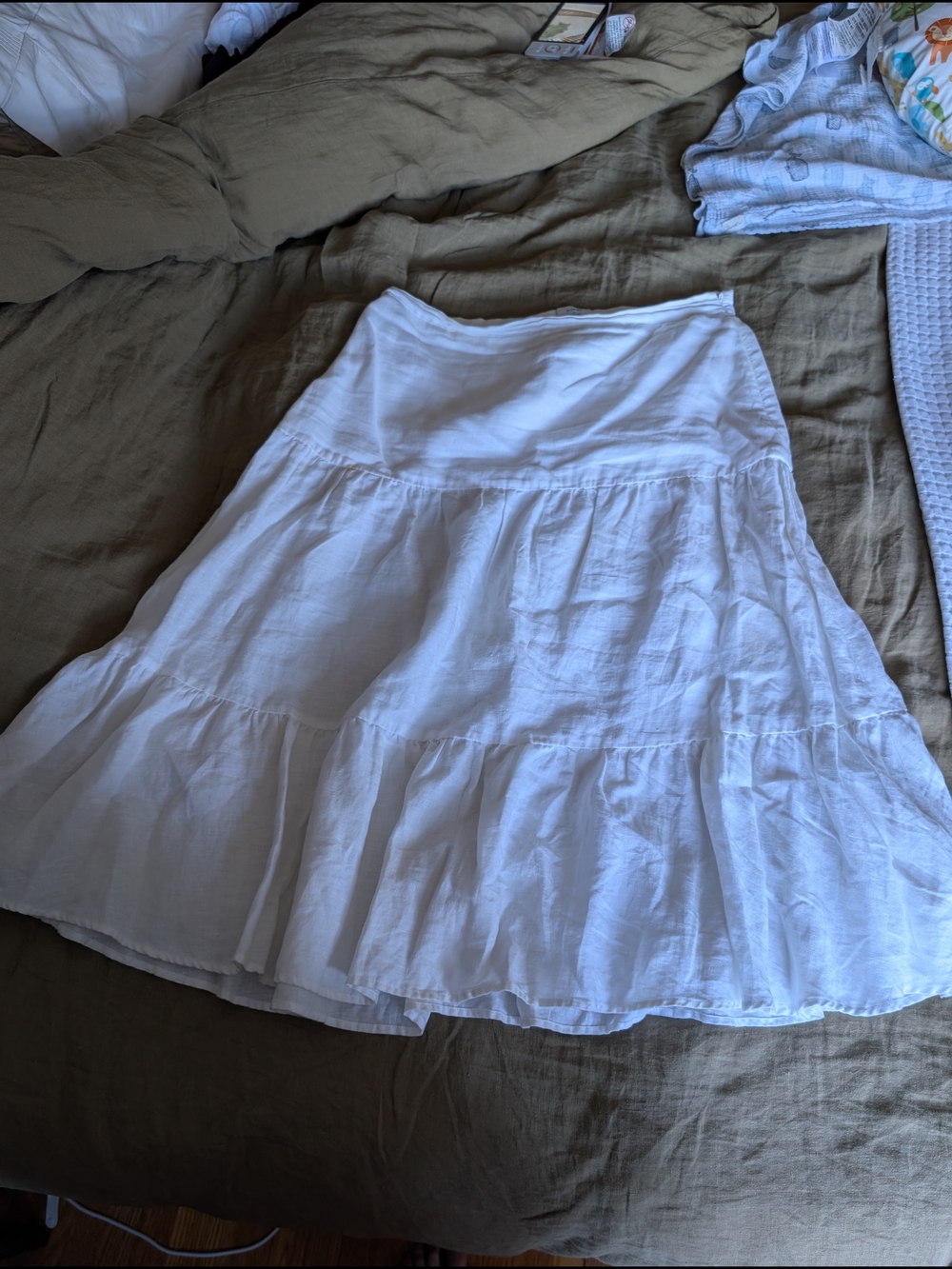 Wilfred 100% Organic Linen White Tiered Midi Skirt